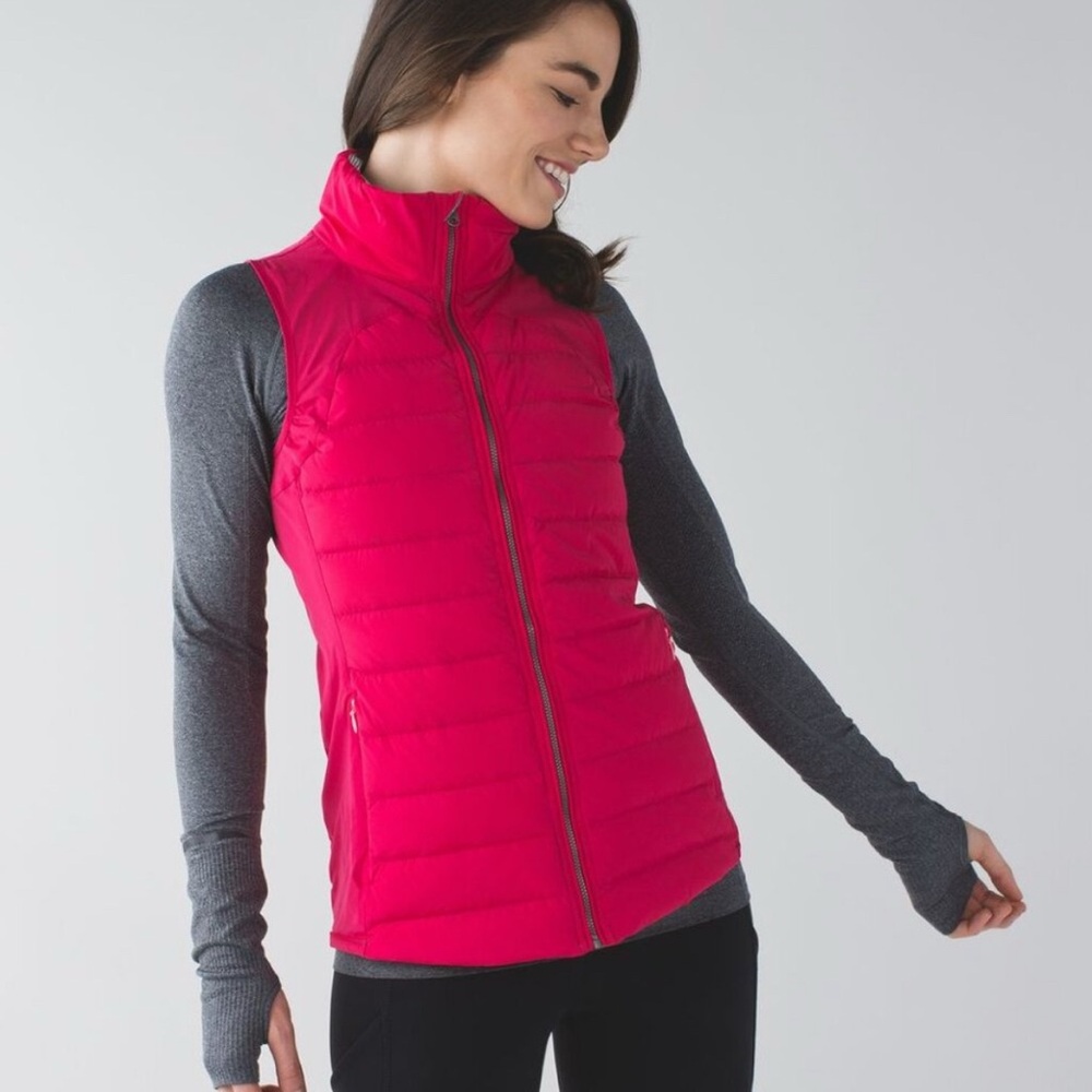 EUC Lululemon Pink Boom Juice Bleached Coral Fluffed Up Reflective Vest- Size 8